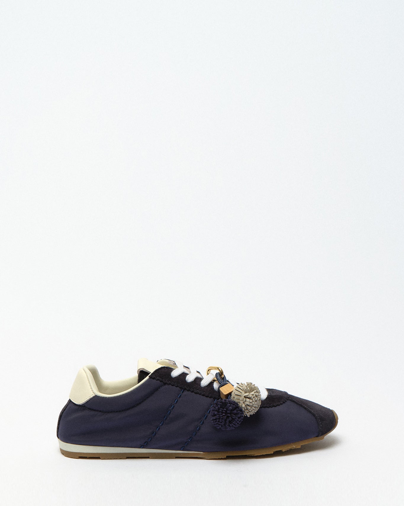 Rineia Trainers