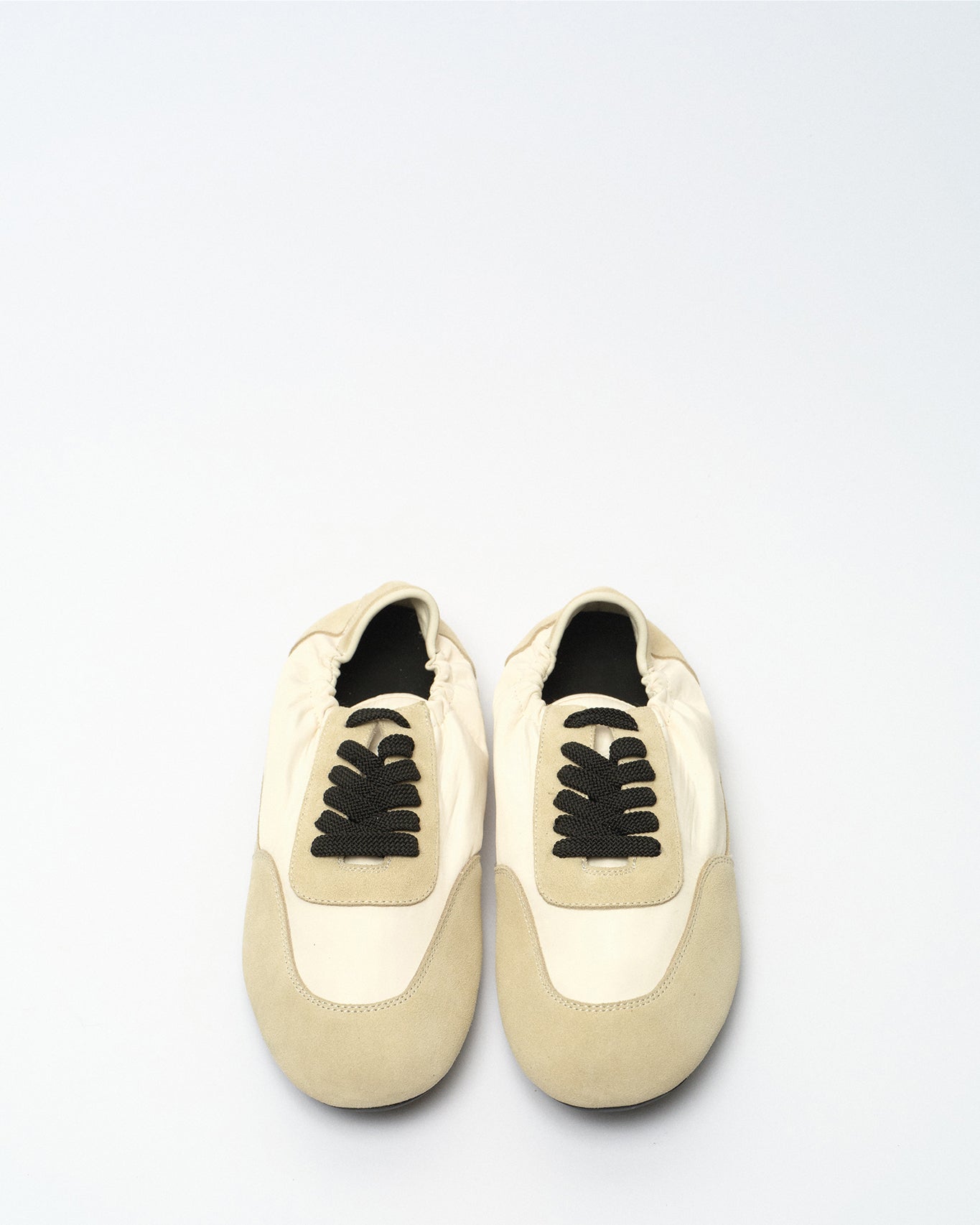 Vale Trainers