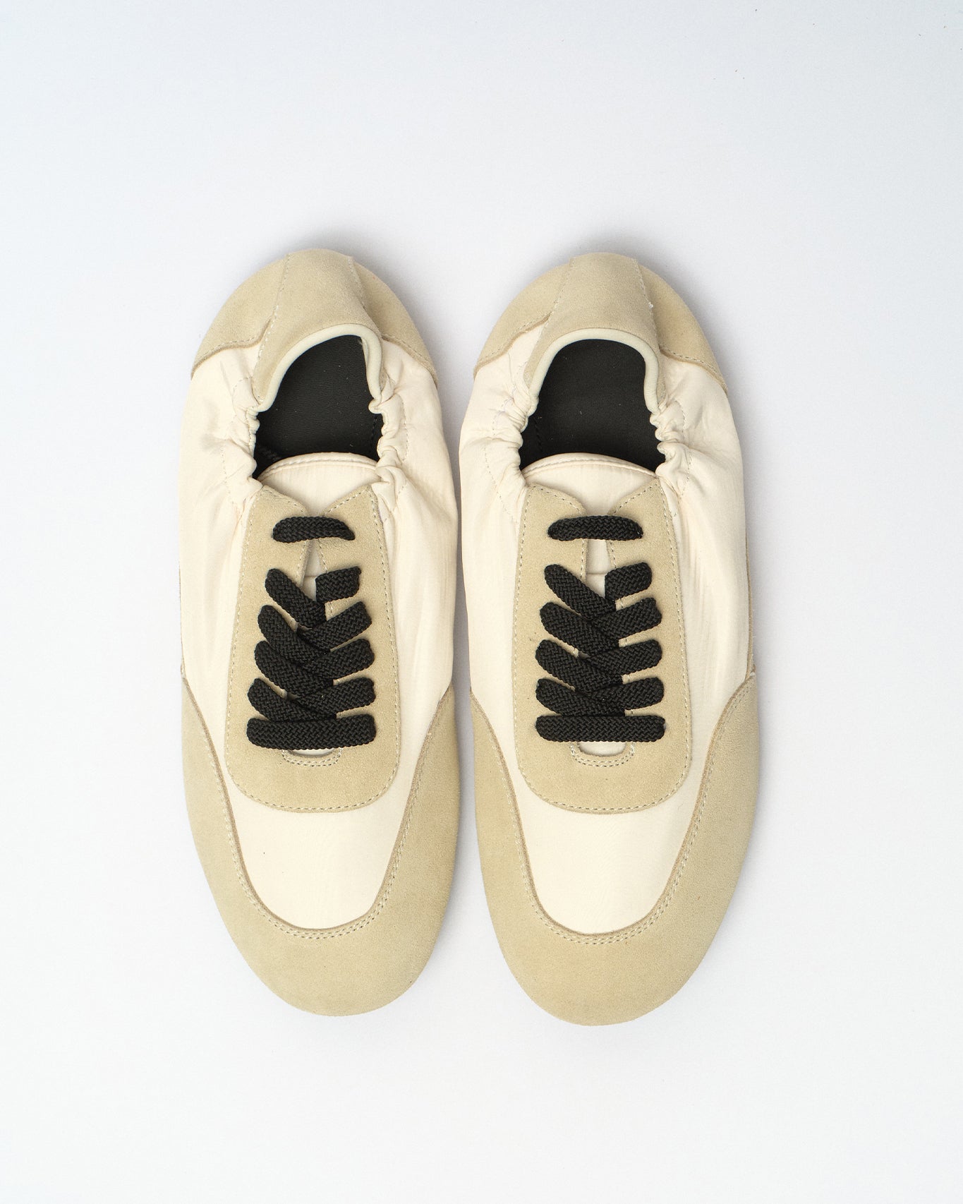 Vale Trainers